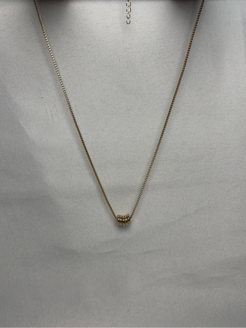 NEW Necklace With Five Bead Pendant
